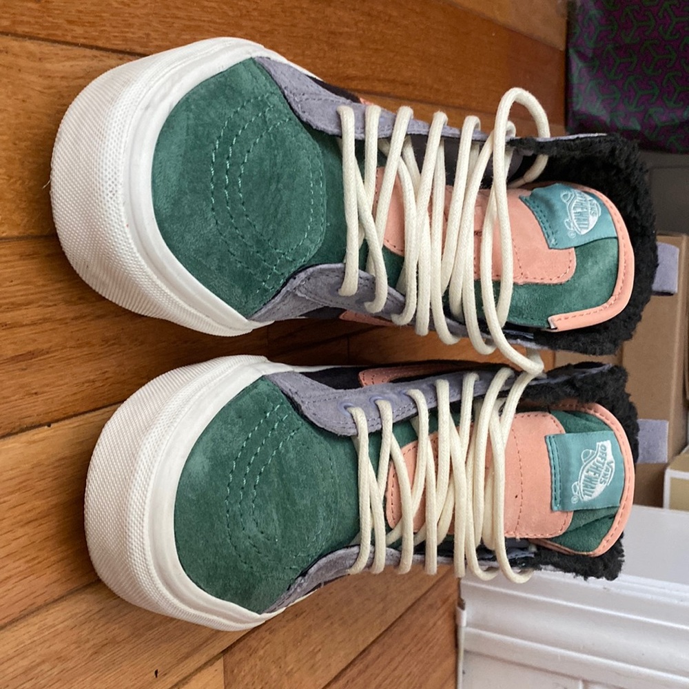 Womens 6.5 colorblock vans